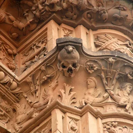 Otel Bardo Recoletos Coco 4*