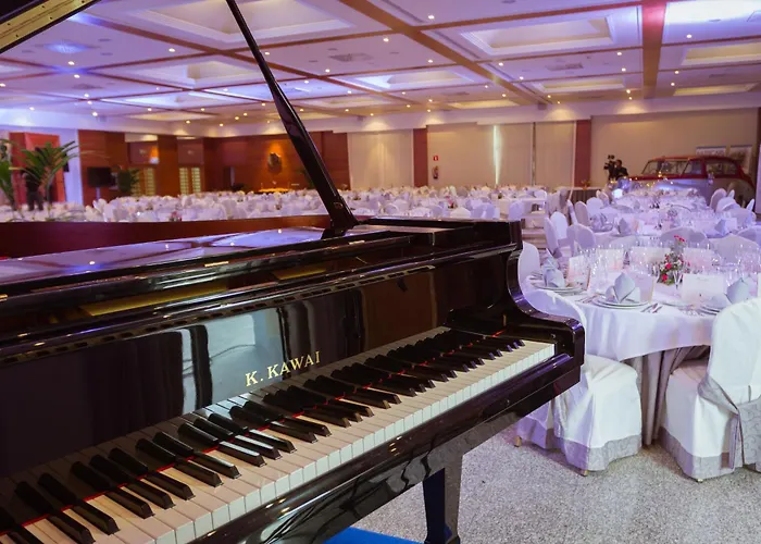 Bardo Recoletos Coco Отель Саламанка