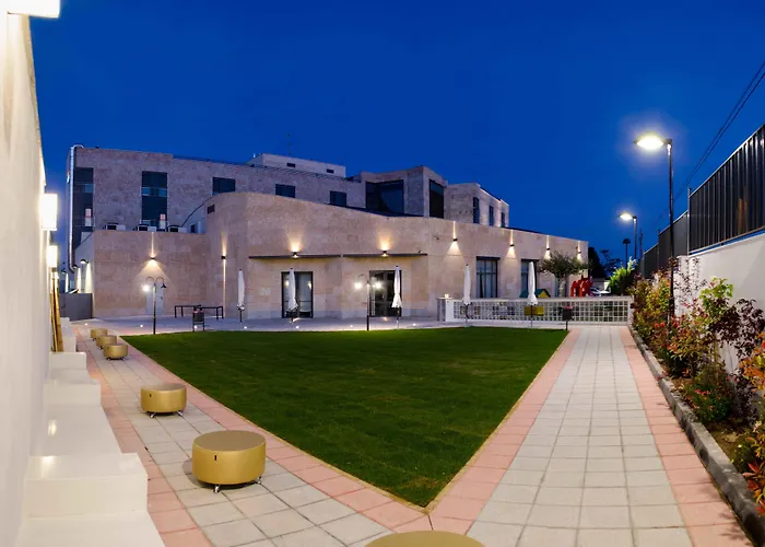 Отель Bardo Recoletos Coco 4*