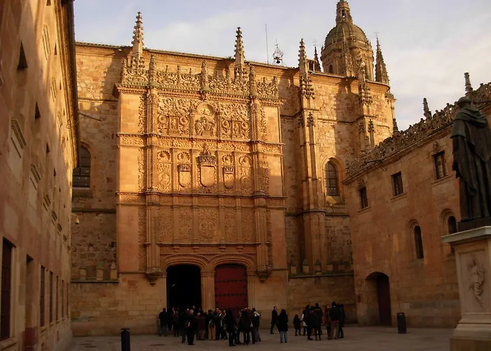 Отель Bardo Recoletos Coco Саламанка